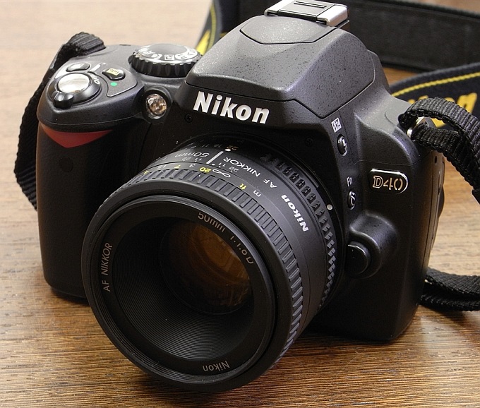  Nikkor 50mm f/1.8D AF   Nikon D40